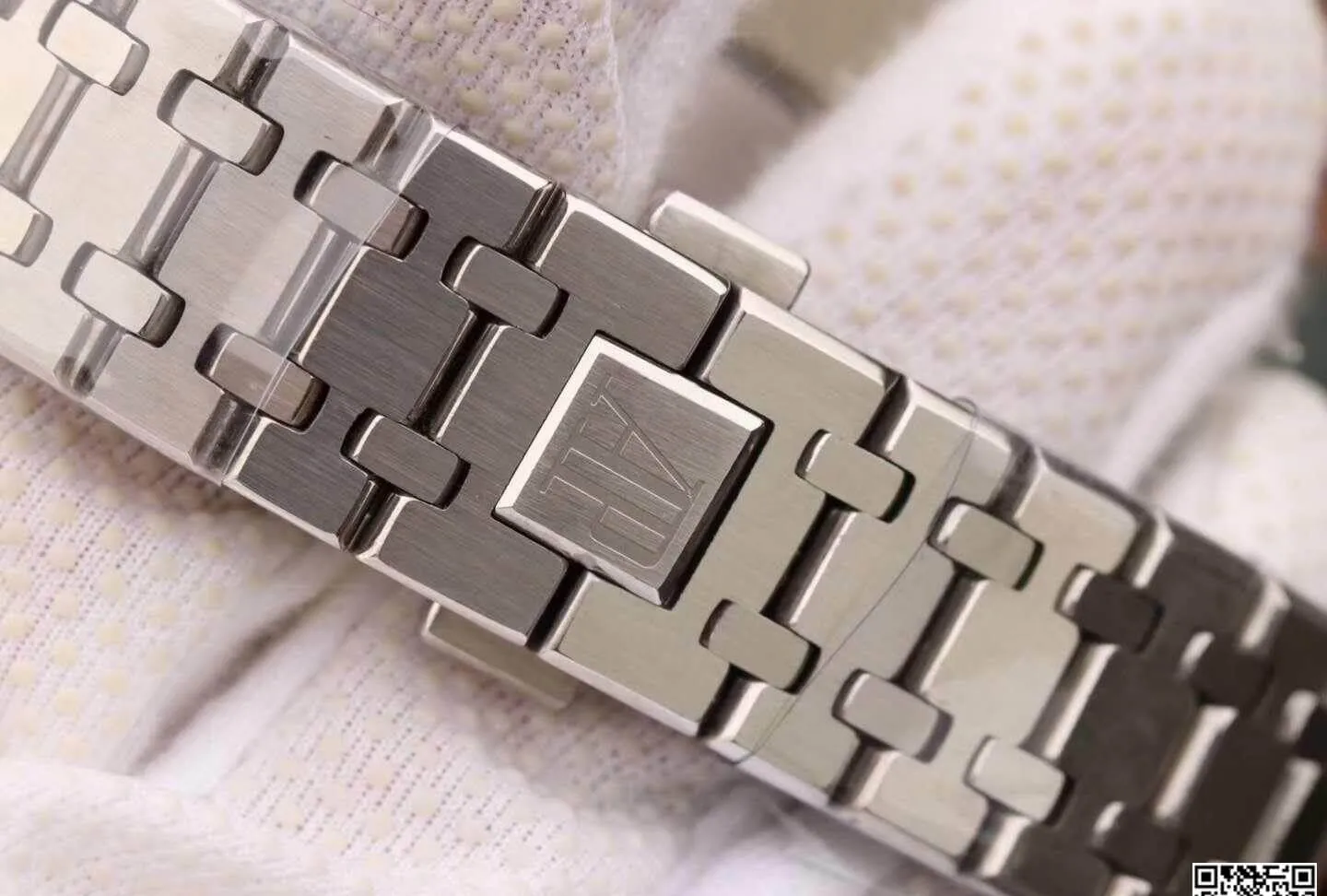 Audemars Piguet Royal Oak 26331ST.OO.1220ST JH Factory 1:1 Best Edition Replica Watch Swiss ETA7750